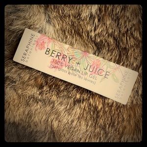 Seraphine botanicals Berry + Juice vegan lip gel